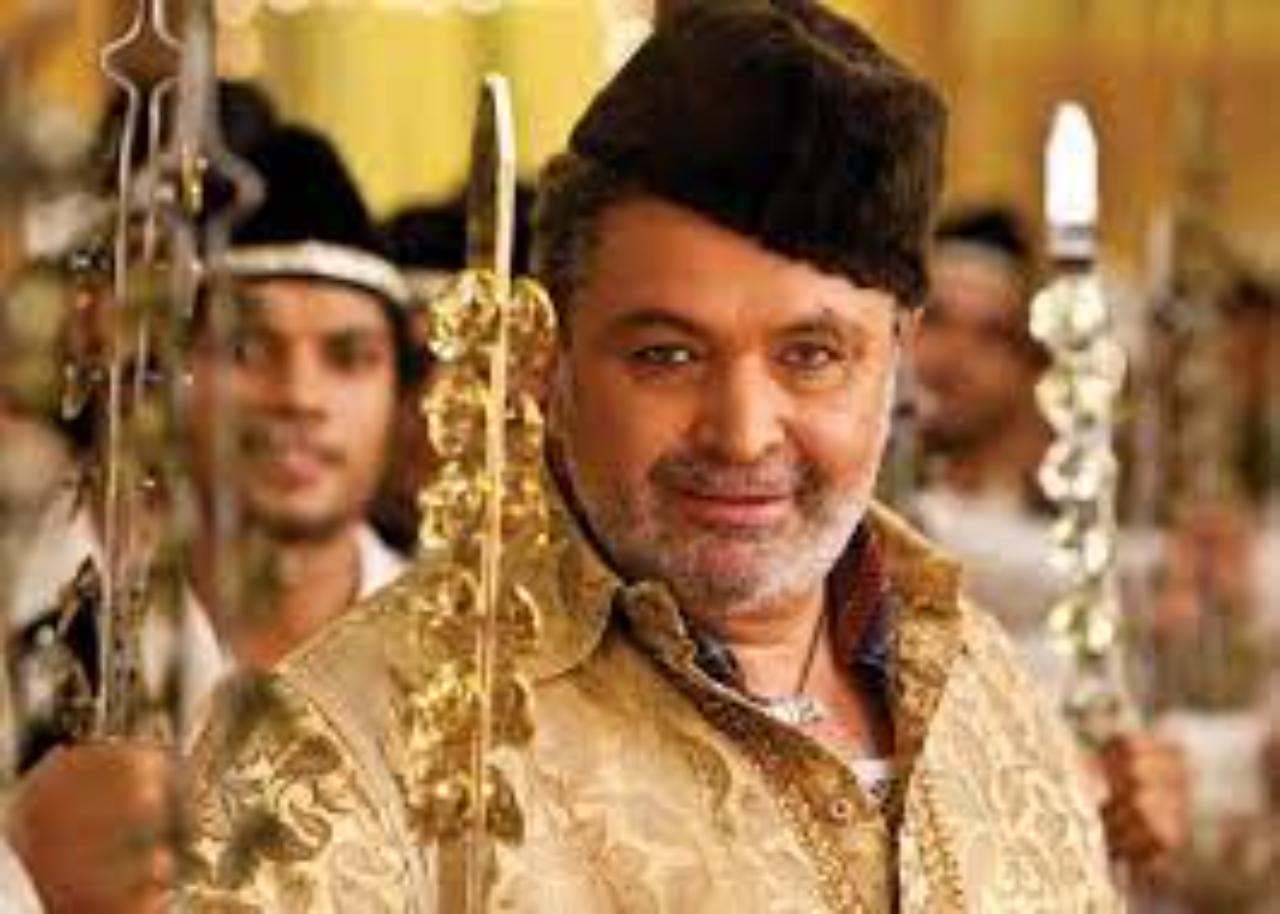 Rishi Kapoor-Agneepath: The vicious and ruthless avatar of Rishi was shown in the film Agneepath. His portrayal of the negative role was well-received by his audience